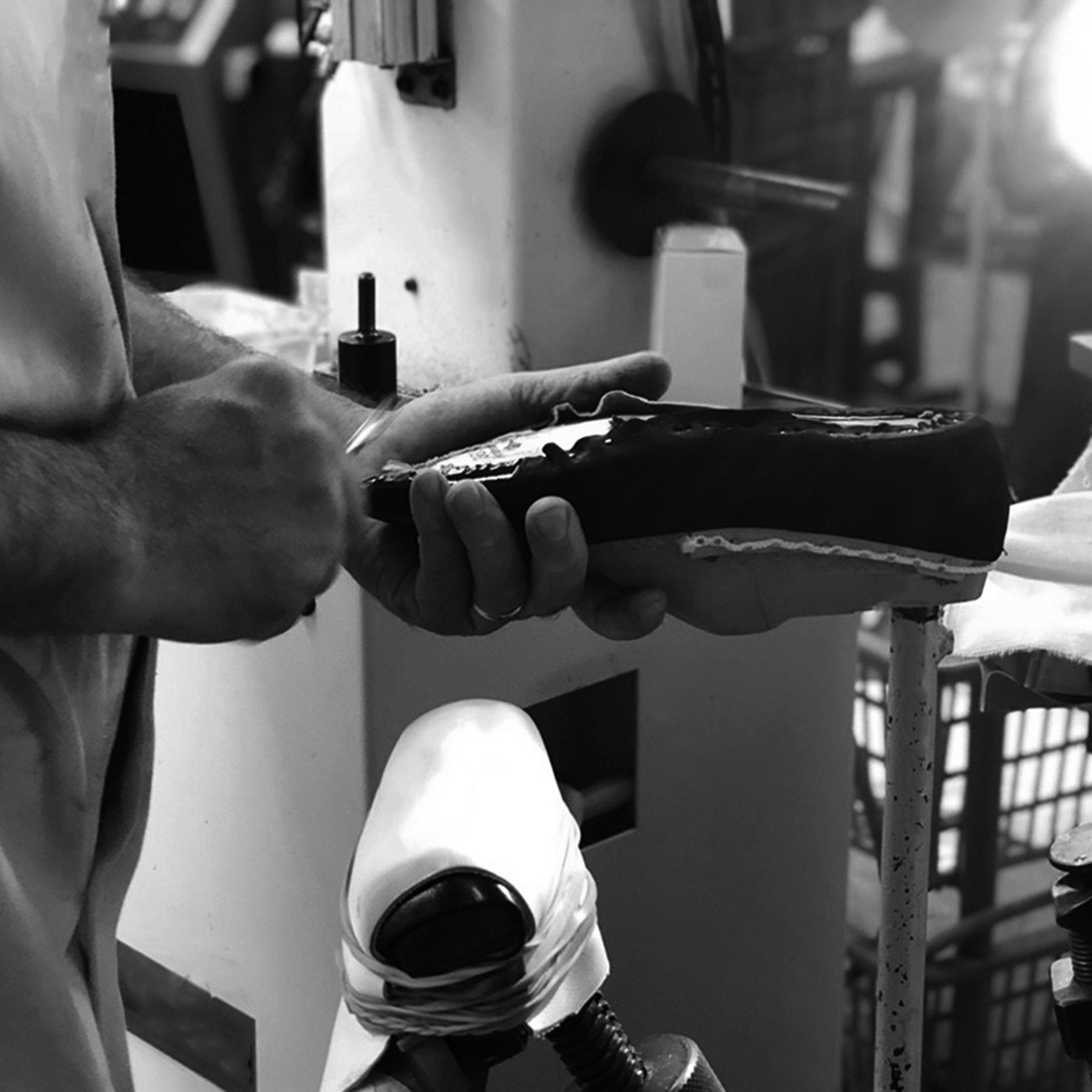 熟練された職人の目と手だけが叶える最高の仕上がり