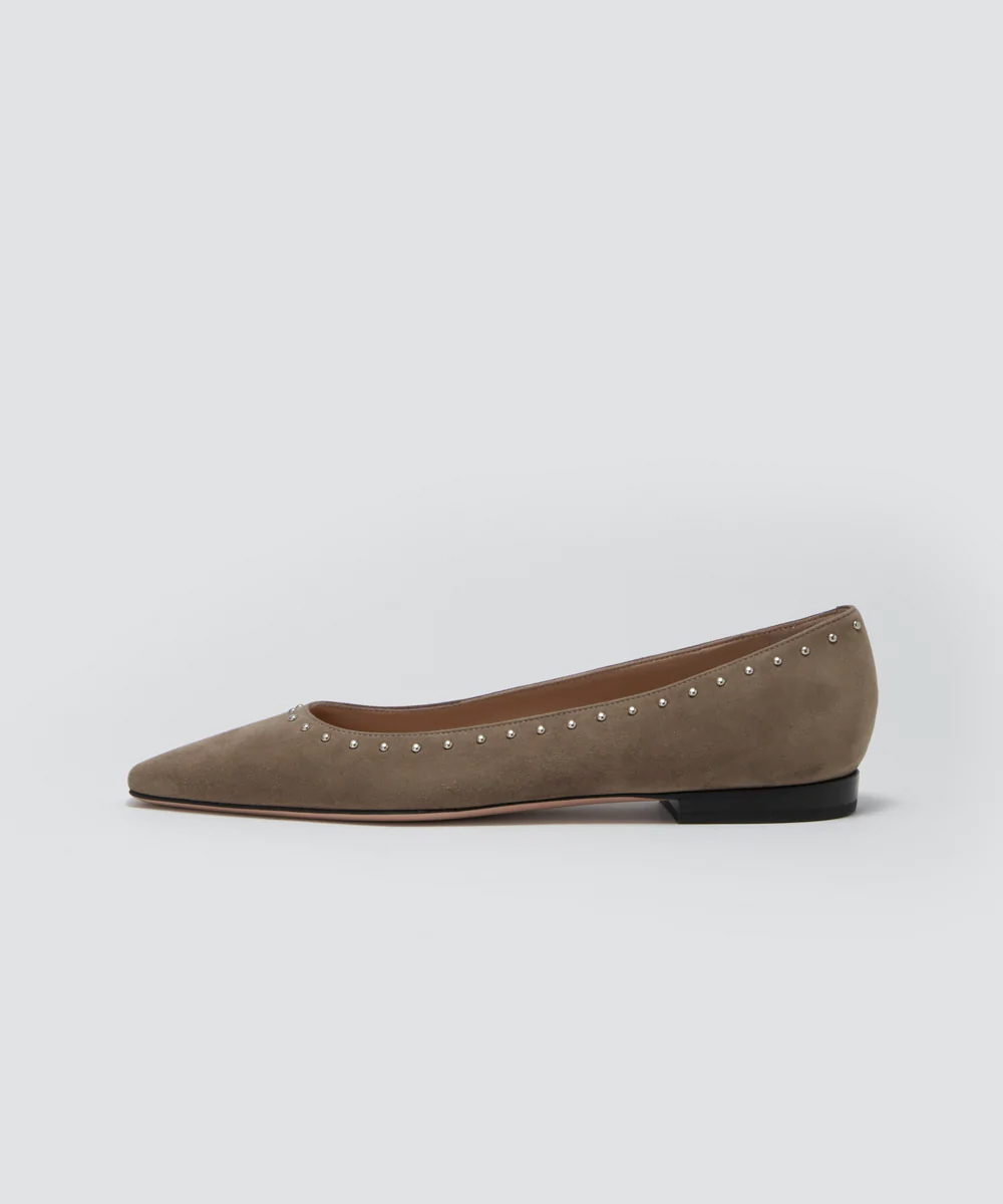 VENERE ピッコロスタッズパンプス 1.0CM TAUPE