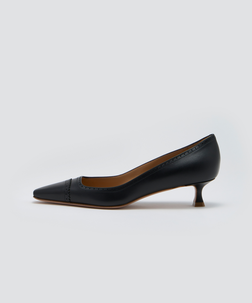 VENERE メダリオン パンプス 3.5CM BLACK